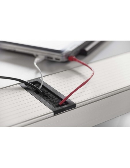 Escotilla cables tapa 160 con cepillo negro